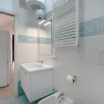 Tritone 30 Lägenhet